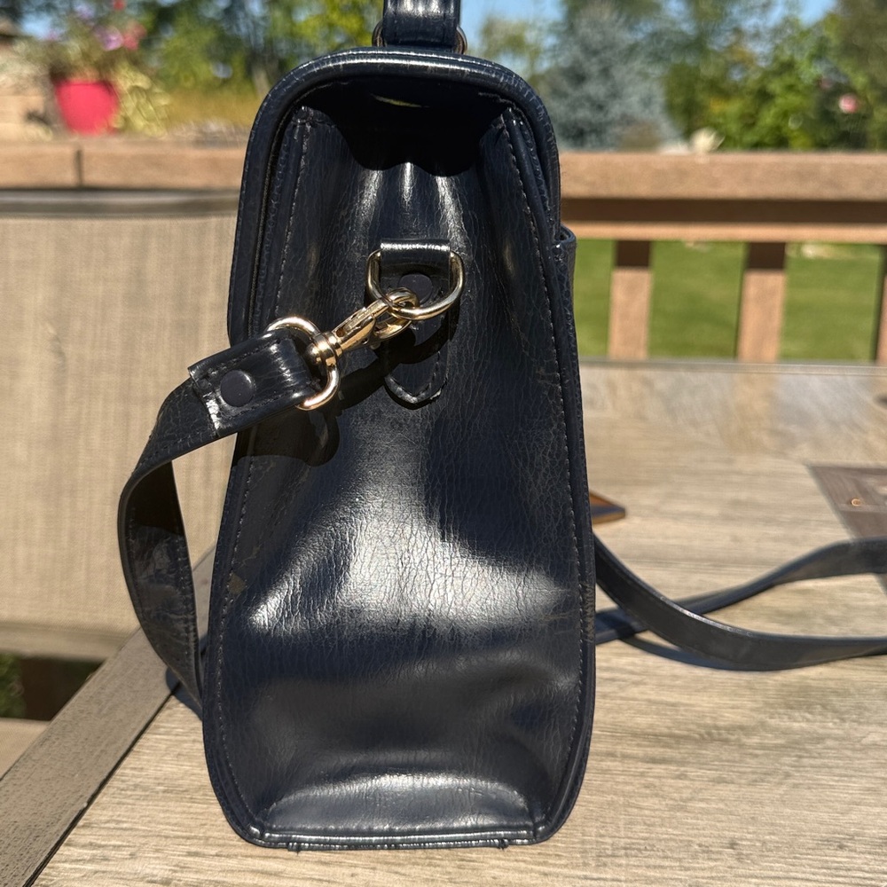 Vintage Liz Claiborne Navy Textured Purse Handbag Crossbody Sleek Elegant - Picture 6 of 11